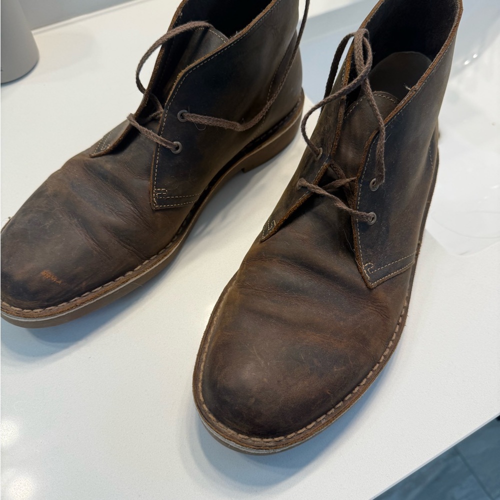 Men's Brown Leather Chukka Boots 10.5 Clark’s